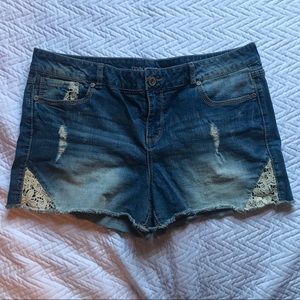 Maurice’s cutoff denim shorts